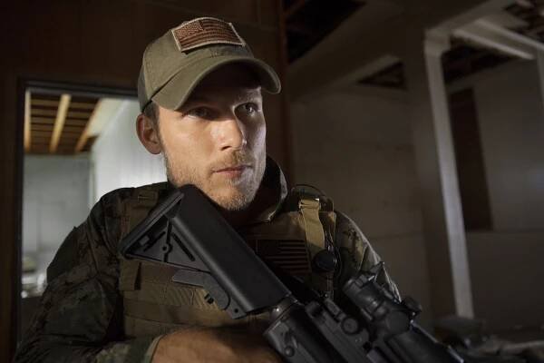 Poslední loď - Další nejistota - Z filmu - Travis Van Winkle