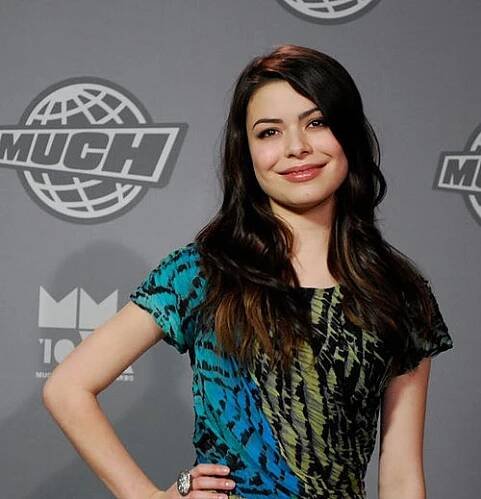 Miranda Cosgrove - Wikipedia