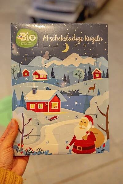 Vánoce, Vánoce přicházejí,.. aneb přípravy na ADVENT v prodejnách dm - Modrý koník
