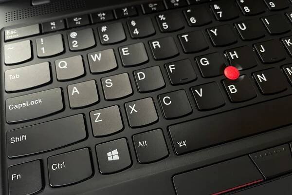 Jak zapnout osvětlení klávesnice na notebooku Lenovo 1