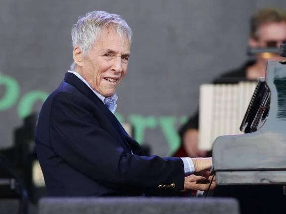 Zemřel americký hudební skladatel Burt Bacharach