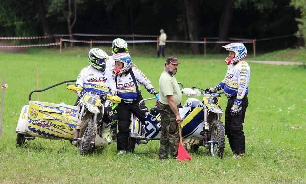 Závody malotraktorů a Fichtl Cup bavily diváky v Nové Vsi u Ivančic