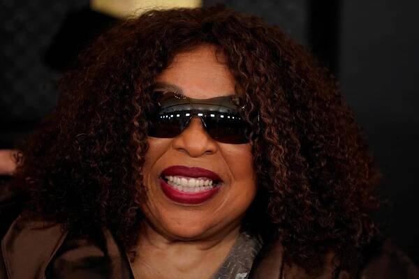 Roberta Flack, Virtuoso Singer-Pianist Behind ‘Killing Me Softly,’ Dies at 88 - The New York Times