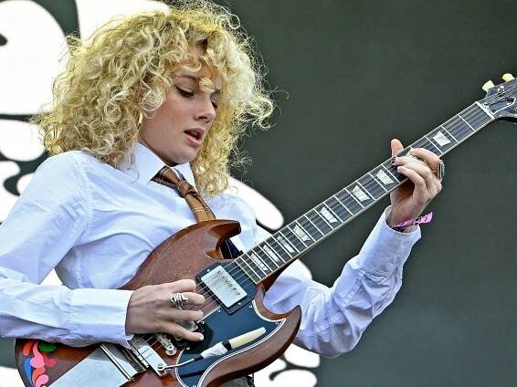 “Honoring Ozzy and Randy last night. I’ll be damned if it wasn’t fun to play”: Grace Bowers impresses with flawless “Crazy Train” shred as she pays tribute to Ozzy Osbourne and Randy Rhoads
