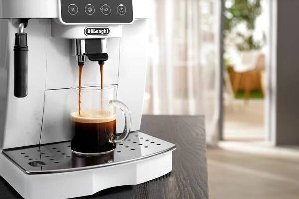 Espresso DeLONGHI ECAM 220.20.W Magnifica Start 8990 Kč