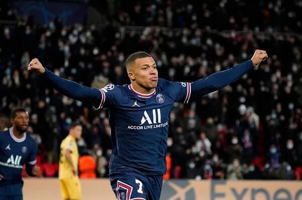 Ligue 1: Paris Saint-Germain vs. Saint Étienne - 26. 2. 2022