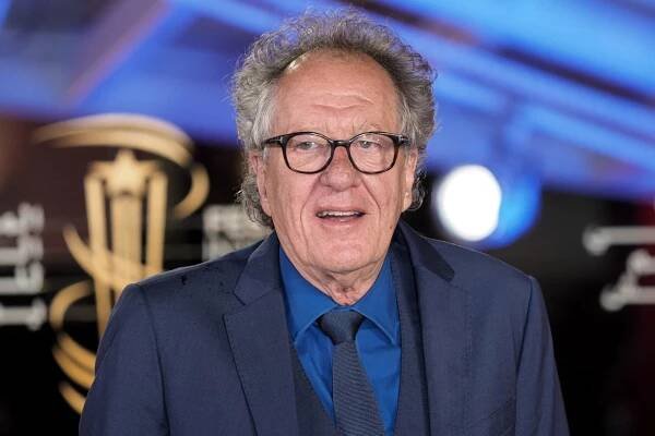 Před dvěma lety si Geoffrey Rush převzal v Karlových Varech Křišťálový glóbus za mimořádný umělecký přínos světové kinematografii.