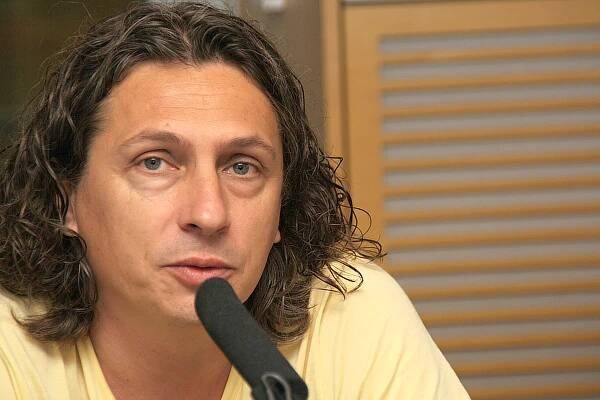 Robert Mikoláš ve Dvaceti minutách Radiožurnálu | Radiožurnál