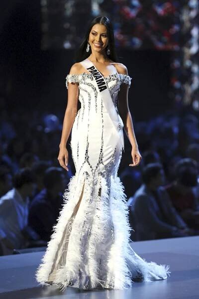 Titul Miss Universe roku 2018 v thajském Bangkoku získala Catriona Elisa Gray (24) z Filipín. Česká Miss Lea Šteflíčková se nedostala ani do finálové dvacítky.