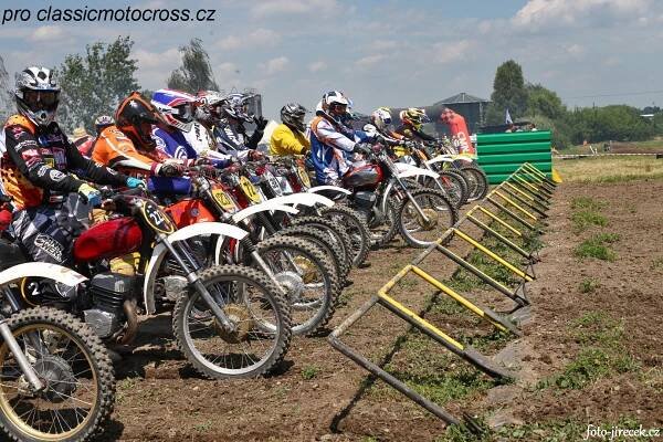 Galerie: Koštěnická GÉPÉ 2017 aneb Březhrad jinde - classicmotocross.cz