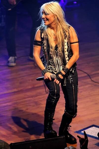 Fotoreport - Doro Pesch, Brno 2014 | RockAndMetal.cz