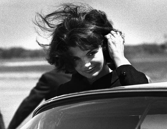 Módní ikona z Bílého domu! Prohlédněte si nadčasový styl Jackie Kennedy