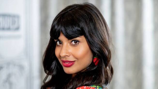 Jameela Jamil, Airbrushing, & #NoFilter Feminism