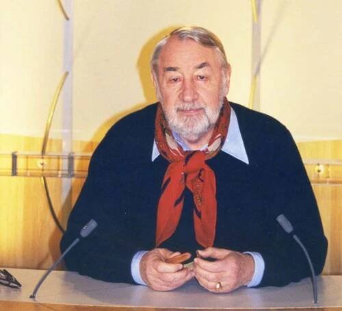Soubor:Philippe Noiret 2000.jpg