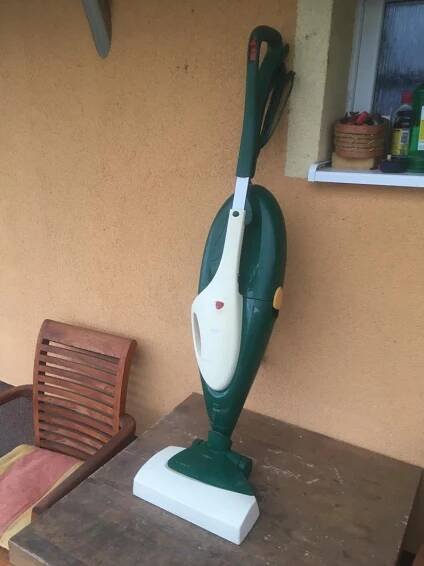 Vysavač Vorwerk Vk 135 + klepač EB 351 - Malé elektrospotřebiče