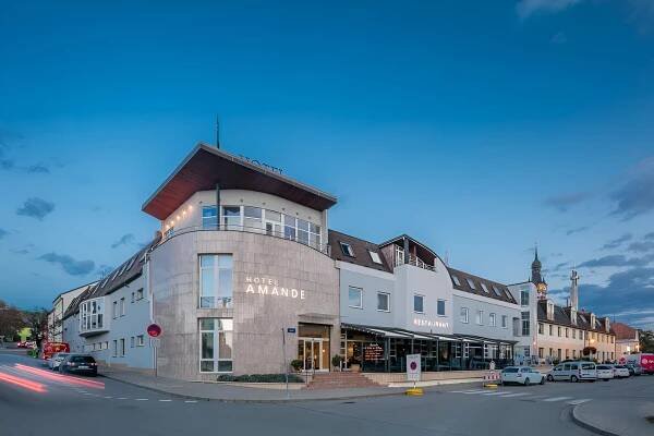 Amande Wine Wellness Hotel, Hustopeče