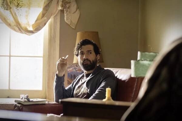 Cesta ven - Strangers in a Strange Land - Z filmu - David Alpay