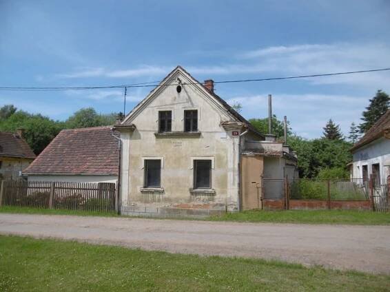 RK_Rodinný dům v obci Chotěšov, okres Plzeň-jih.