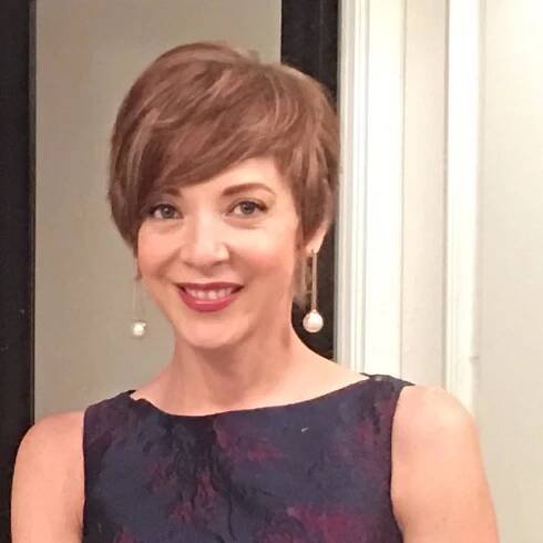 Edith González má krátké vlasy - Telenovely.net... vše o telenovelách na jednom místě