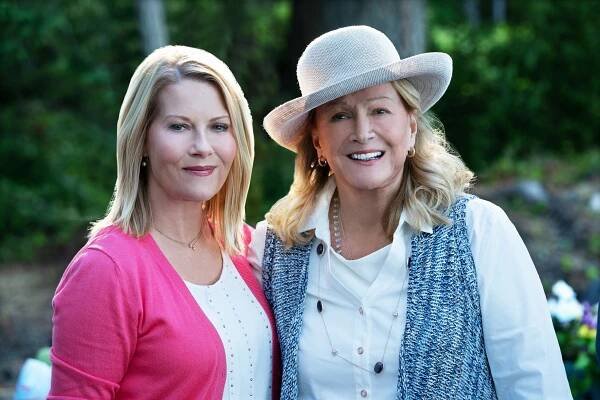 Domov na pobřeží - Všechny naše zítřky - Promo - Barbara Niven, Diane Ladd