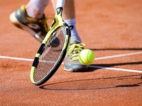 Tenis