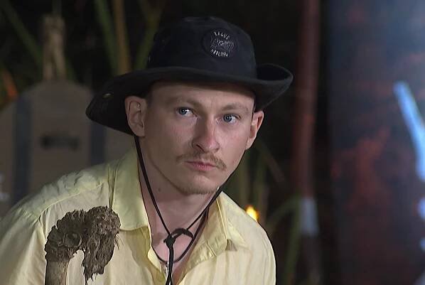 Zákulisí Survivor: Moderátor Ondřej Novotný zuří kvůli Mikýřovi, rozděluje i diváky!