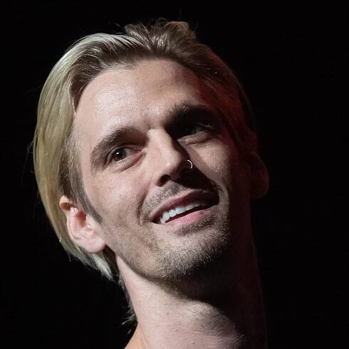 Aaron Carter’s family sue doctors and pharmacies over his death