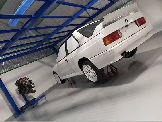 BMW M3 E30 2,5 l