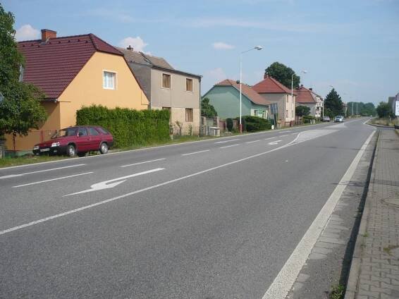Realizace chodníku podél silnice I/38 - 2010 - Oficiální stránky obce Horky