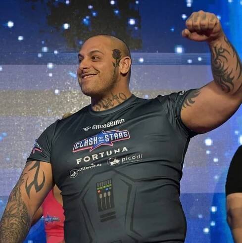 Jak znáte Clash of the Stars?