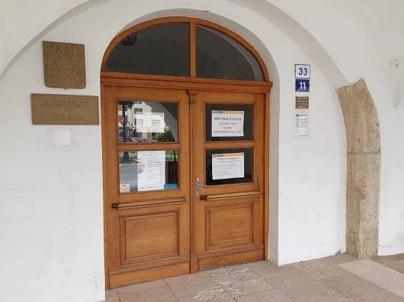Zkoušky na řidičská oprávnění i žádosti o dotace brzy nově vyřídíte na Velkém náměstí — Město Kroměříž