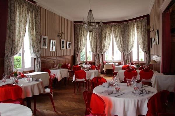 ∞ charming hotel between Rouen and Giverny in Normandy