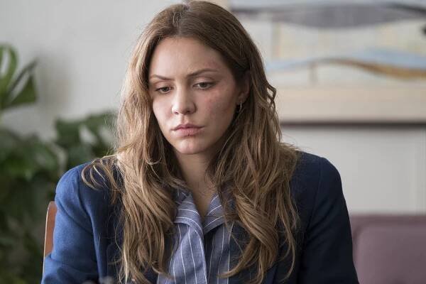 Zmizení ženy Roberta Dursta - Z filmu - Katharine McPhee