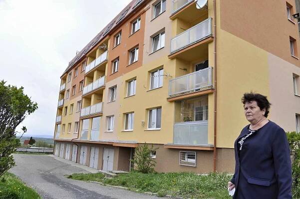 Starostka Bečova u Mostu Jitka Sadovská ukázala Deníku, co se v obci zlepšilo a co se má ještě zlepšit.
