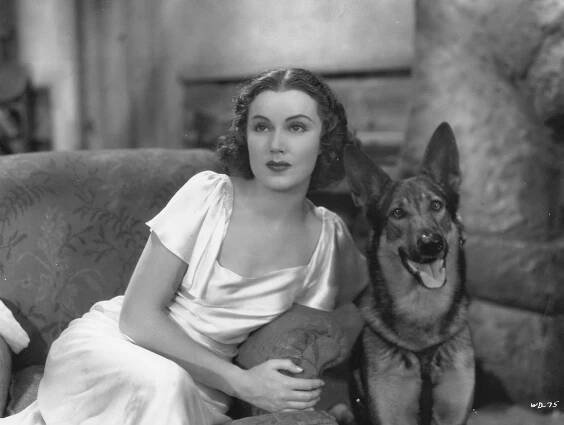 Woman in the Dark - Z filmu - Fay Wray