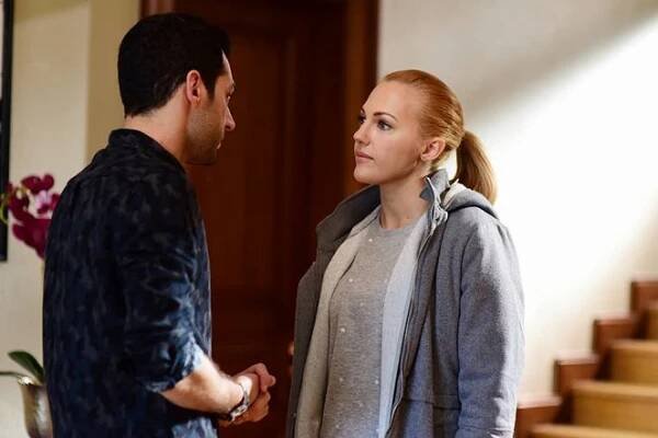 Gecenin Kraliçesi - Z filmu - Meryem Uzerli