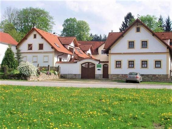 Penzion Romantika Leština - ubytování Leština u Strmilova - zvětšit