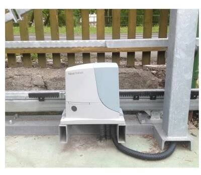 Pohon posuvné brány NICE ROBUS-600 set K1 do 600 kg | KovoPolotovary.cz 