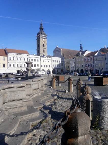JIŽNÍ ČECHY OBRAZEM: České Budějovice – Náměstí Přemysla Otakara II., Černá věž, Katedrála svatého Mikuláše a věž Dominikánského