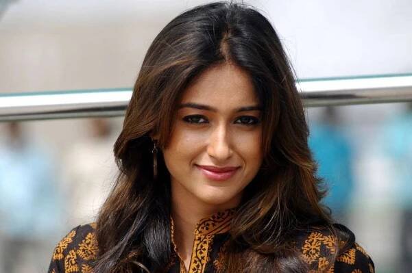 Ileana D'Cruz Biography, Height, Weight, Age, Family, Facts And More