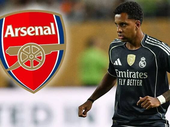 Arsenal given encouragement on £70m Real Madrid transfer to solve problem position