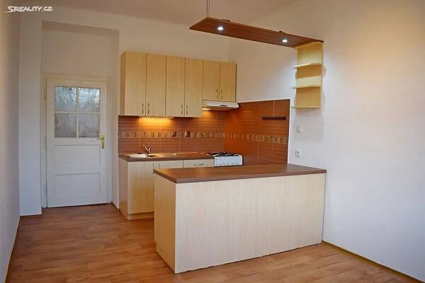 Pronájem bytu 2+kk 50 m², U Uranie, Praha 7 - Holešovice