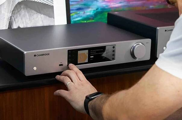 Cambridge Audio CXN V2 - VOIX Audio & Cinema