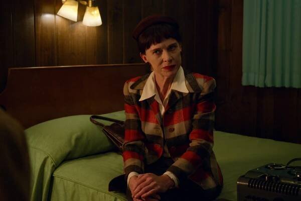 Ratchedová - Seznam stížností - Z filmu - Judy Davis