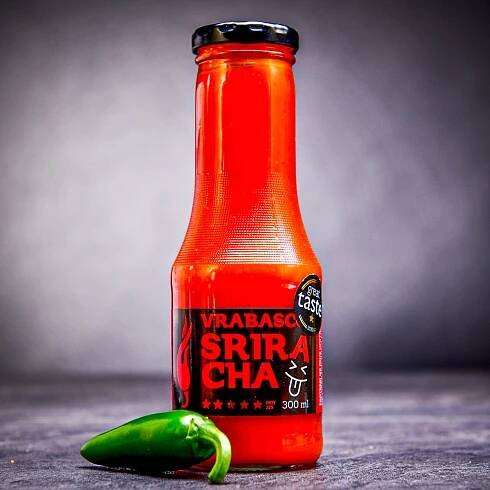Česneková omáčka Vrabasco Volim Ljuto Sirracha s papričkou Jalapeno 300 ml