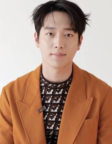 Seo Kang-joon - Wikipedia