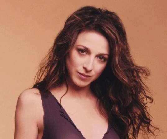 Marin Hinkle - Bio, Facts, Family Life of Actress