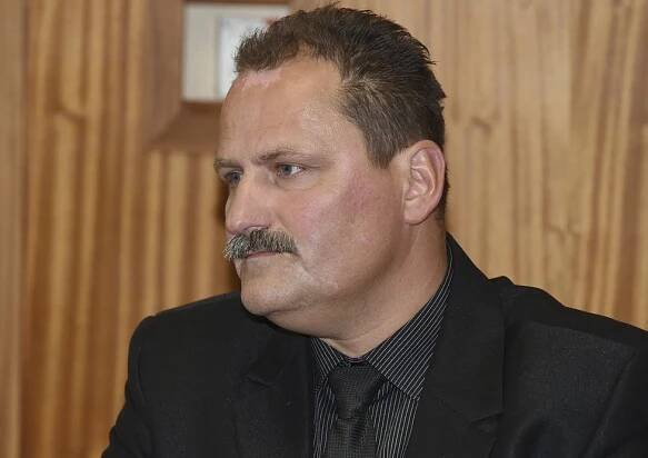 Exšéf šternberských strážníků dostal 4 roky! Peníze z parkování prohrál na automatech