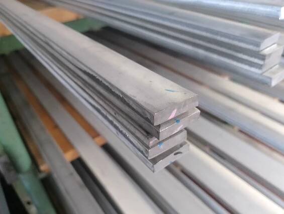 nerezová tyč plochá 30x8 mm akosť 1.4301