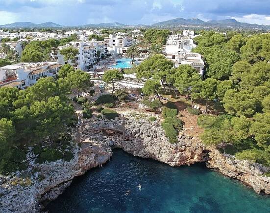 Hotel Inturotel Cala Azul Park, Španělsko Mallorca - 6 824 Kč Invia
